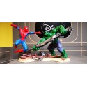Spiderman VS The Incredible Hulk Figurine