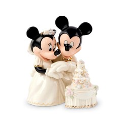 Minnie's Dream Wedding Cake